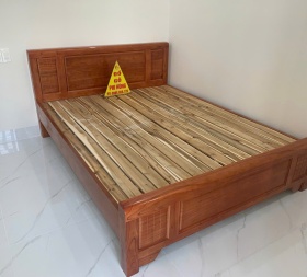 Giường gỗ xoan đào 1m6 x 2m 