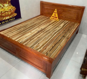 Giường gỗ xoan đào 1m6 x 2m